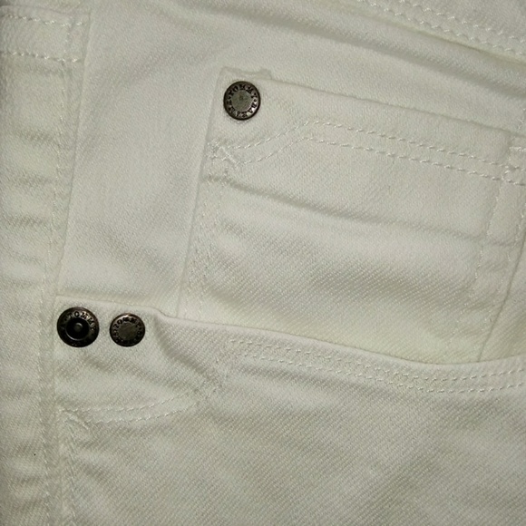 Tommy Bahama Island Cropped Denim - Picture 3 of 7